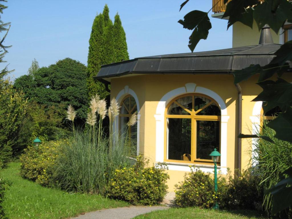 Отель Dreilandhof Лойперсдорф-бай-Фюрстенфельд Экстерьер фото